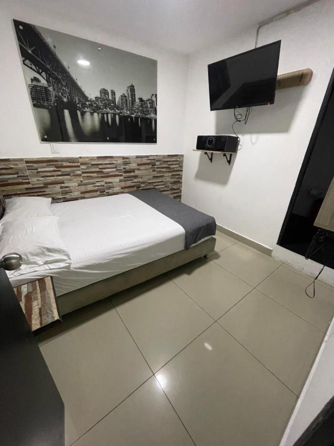 Hotel Select ميديلين المظهر الخارجي الصورة