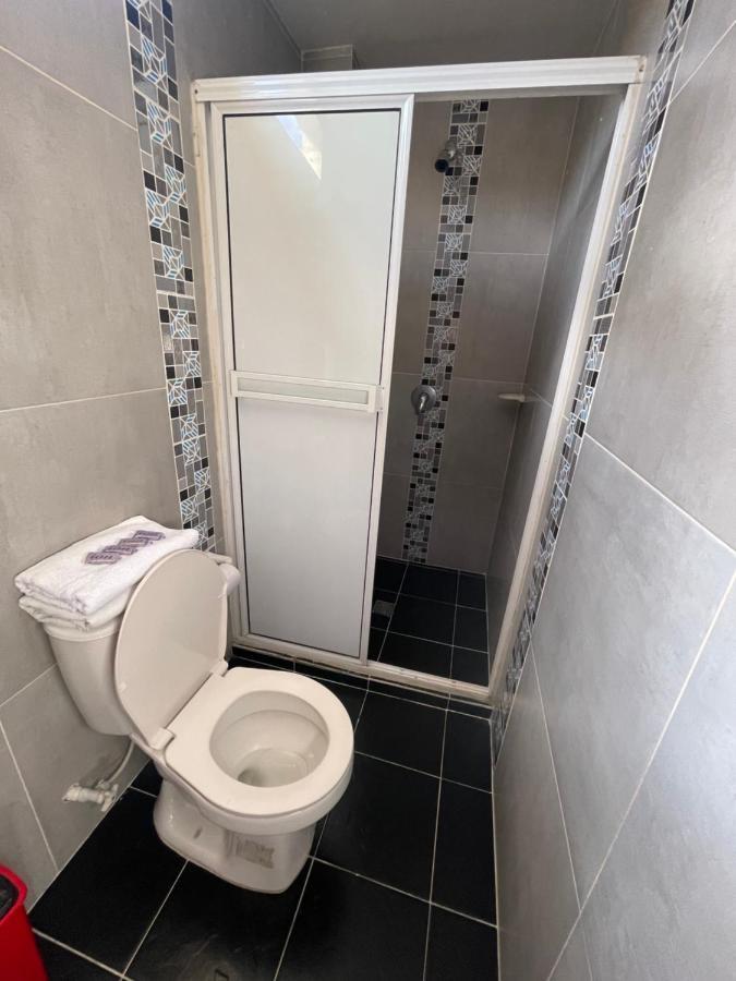 Hotel Select ميديلين المظهر الخارجي الصورة