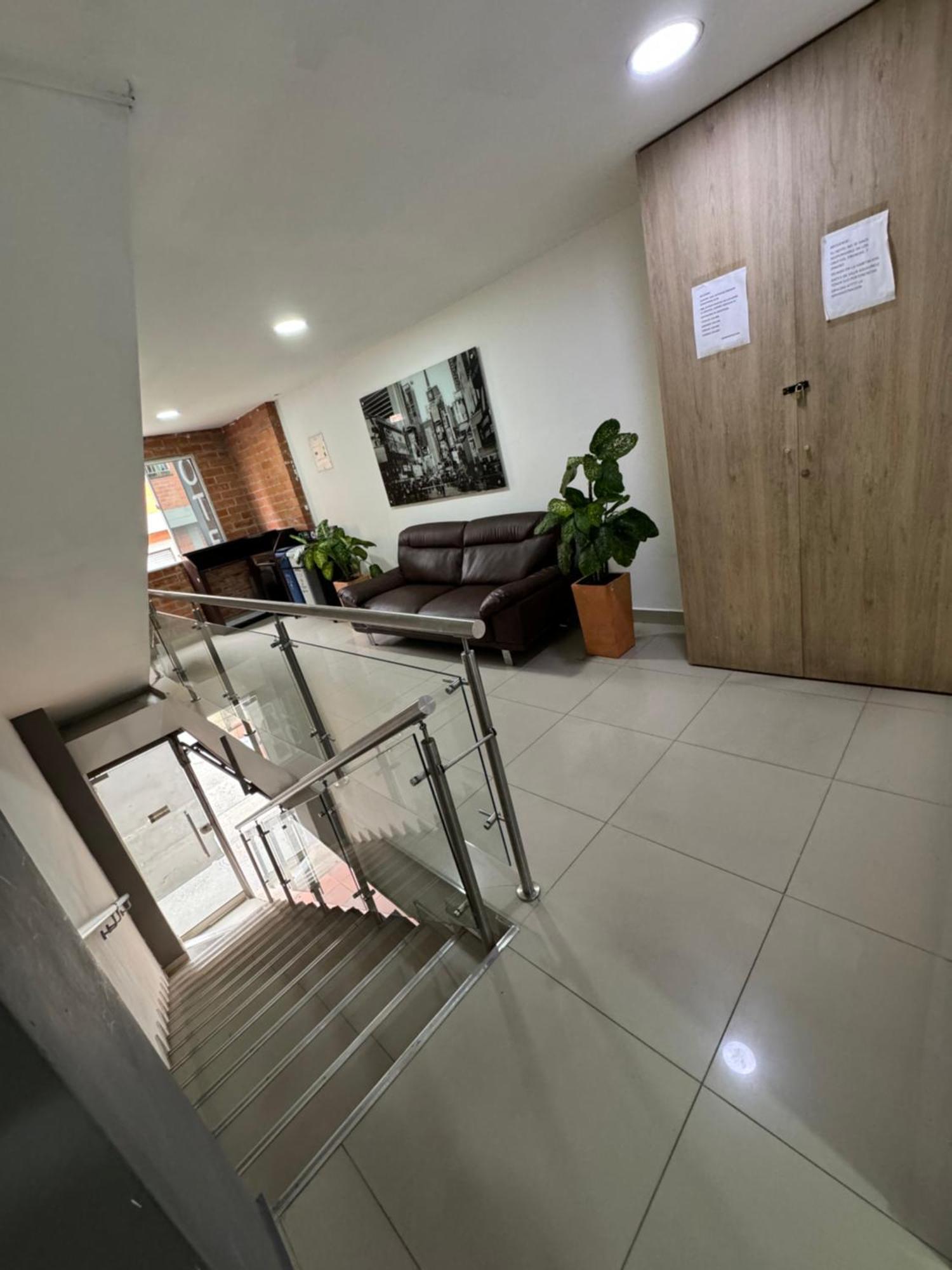 Hotel Select ميديلين المظهر الخارجي الصورة