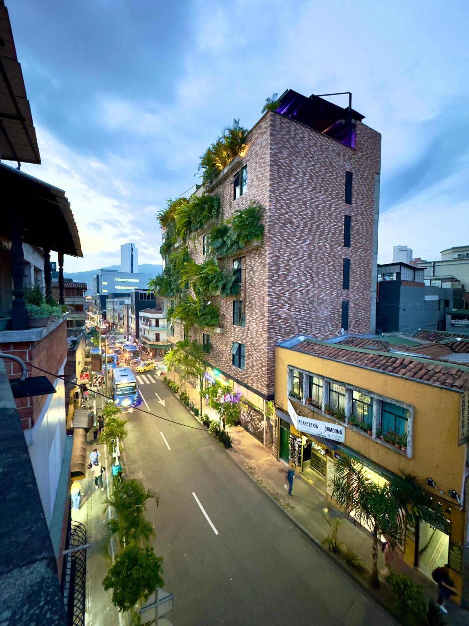Hotel Select ميديلين المظهر الخارجي الصورة