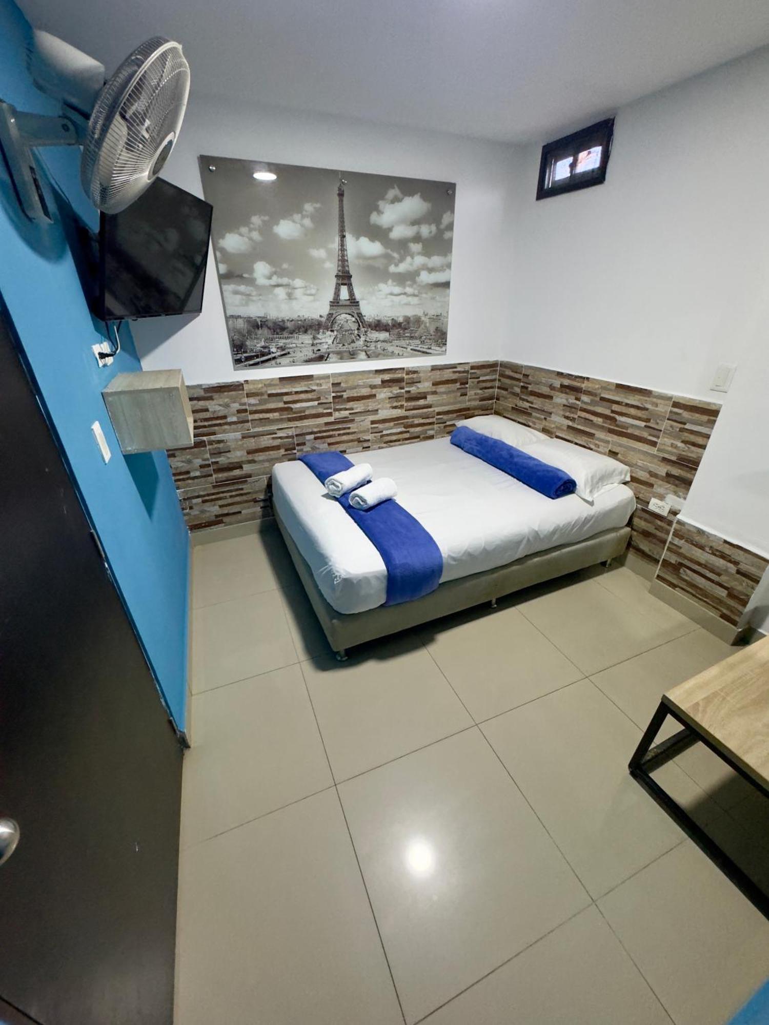 Hotel Select ميديلين المظهر الخارجي الصورة