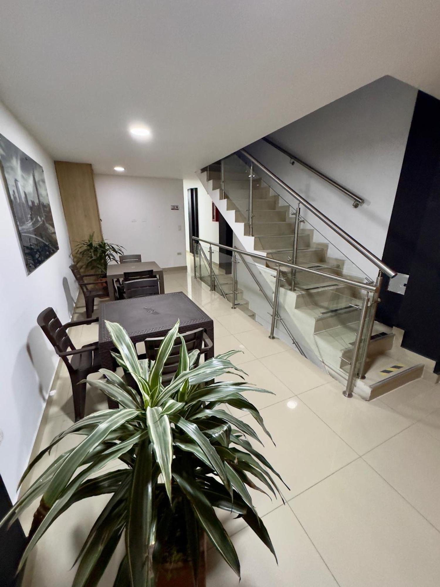 Hotel Select ميديلين المظهر الخارجي الصورة