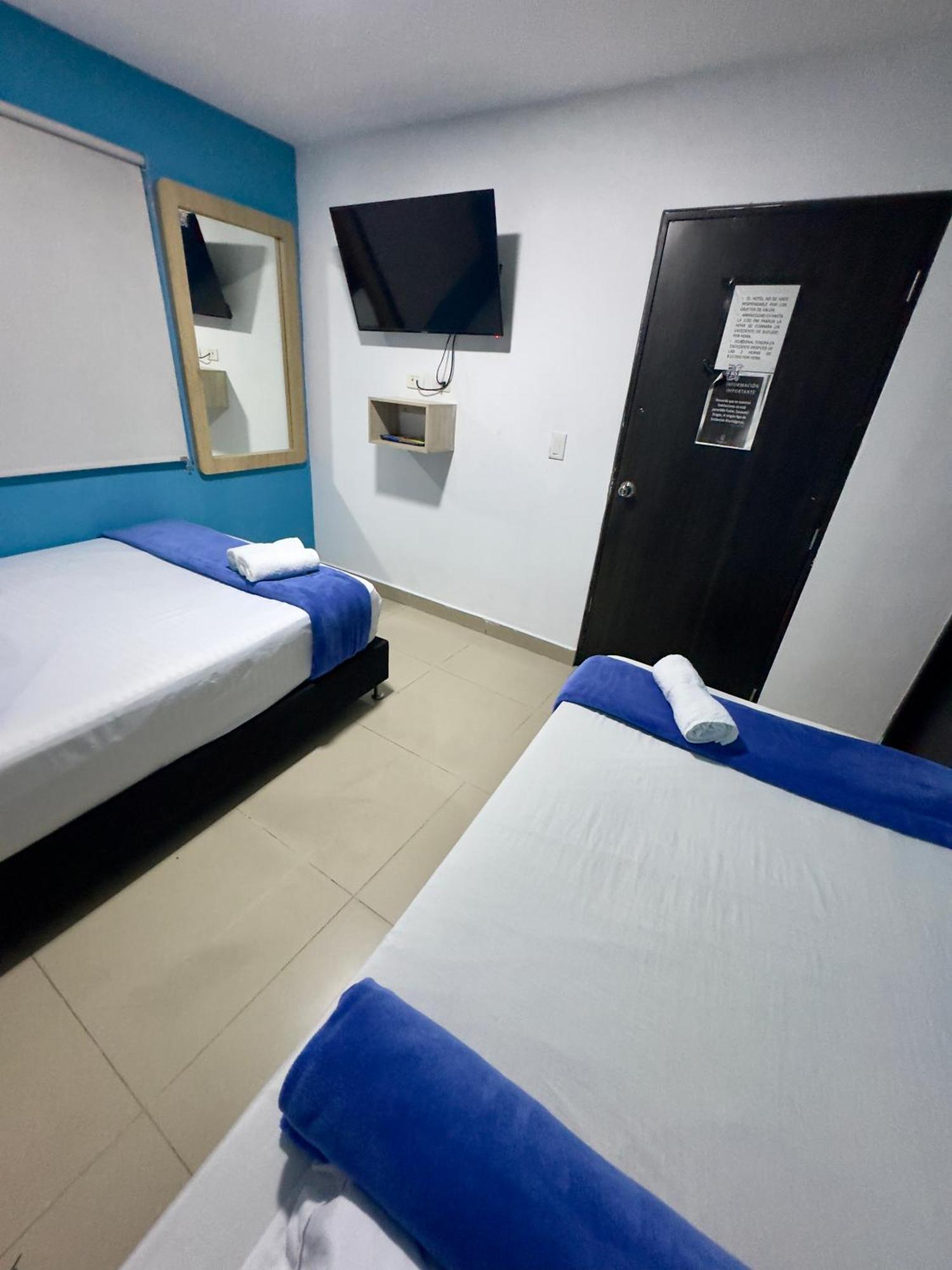 Hotel Select ميديلين المظهر الخارجي الصورة