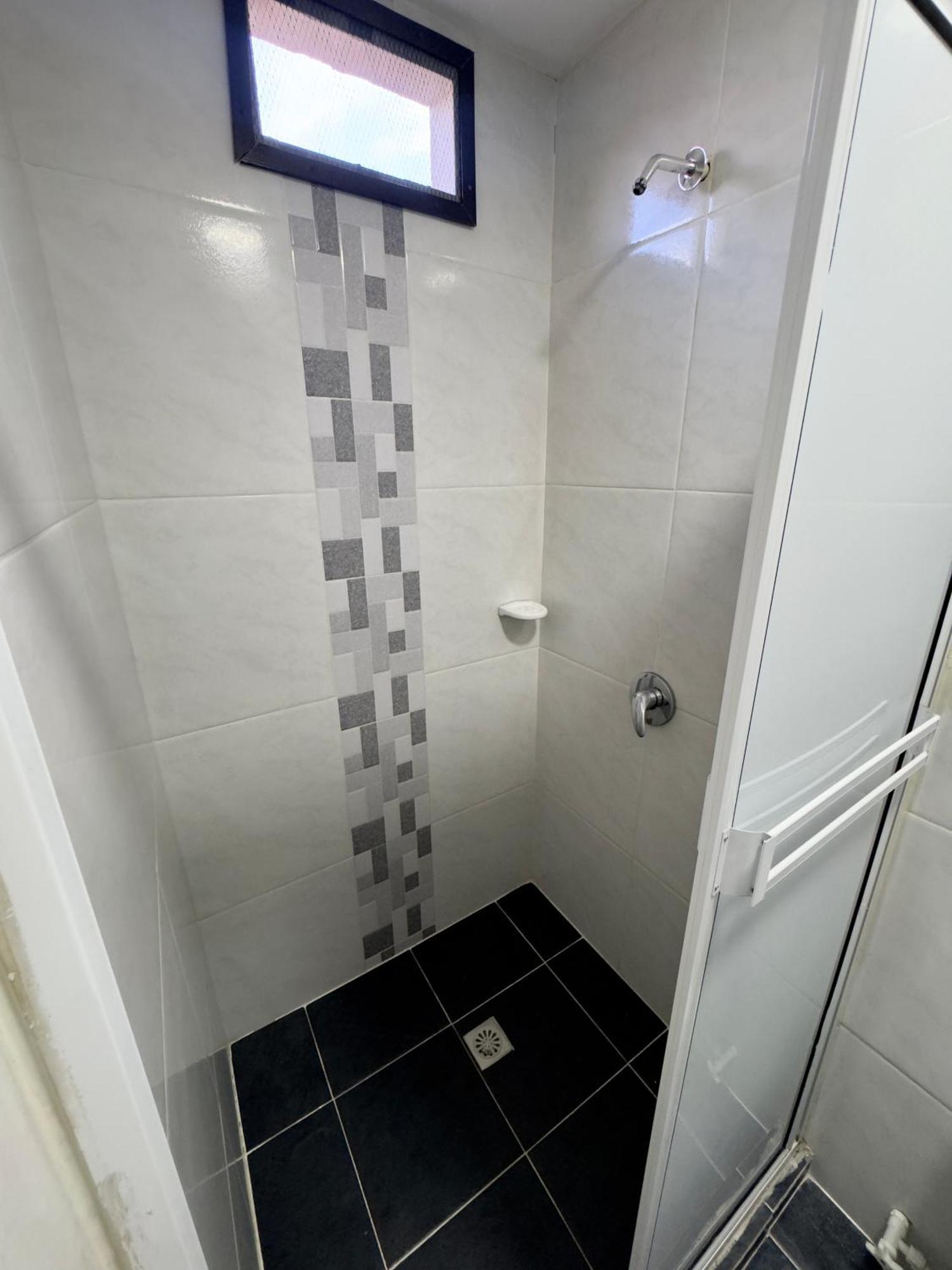 Hotel Select ميديلين المظهر الخارجي الصورة