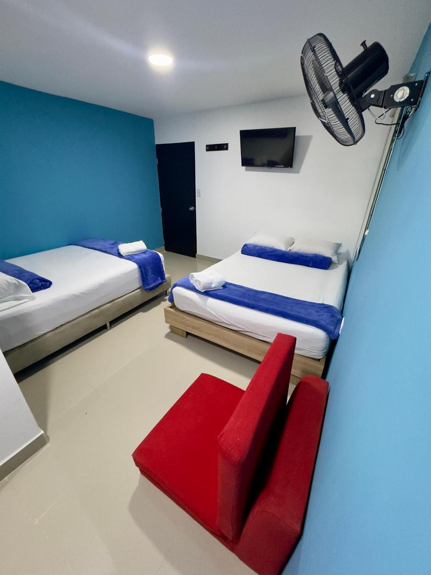 Hotel Select ميديلين المظهر الخارجي الصورة