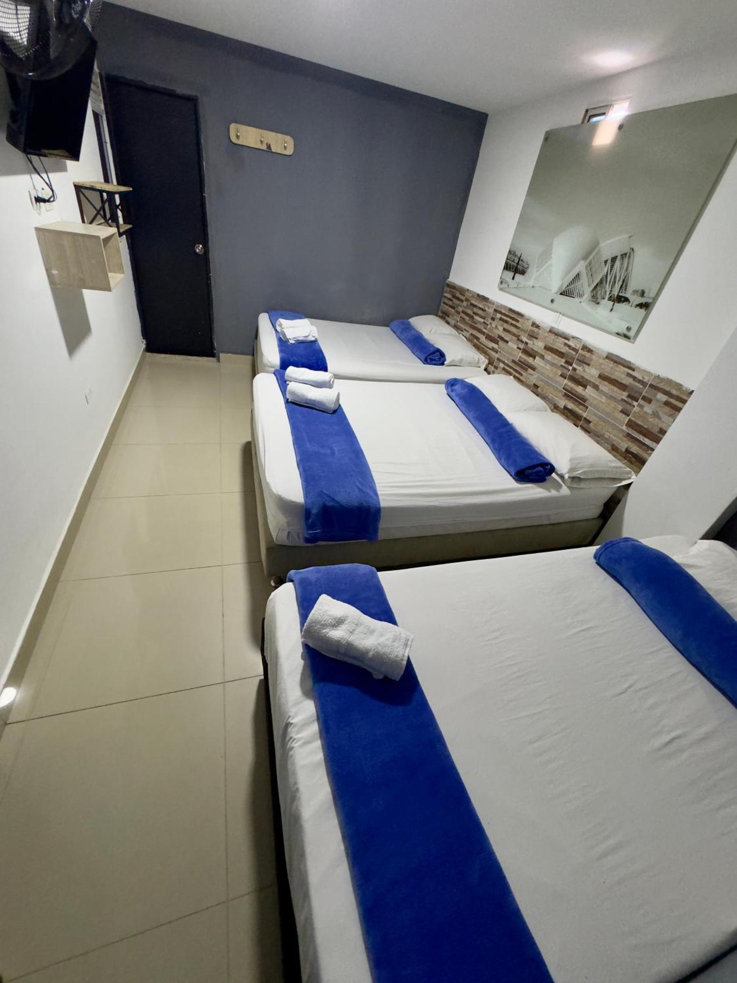 Hotel Select ميديلين المظهر الخارجي الصورة